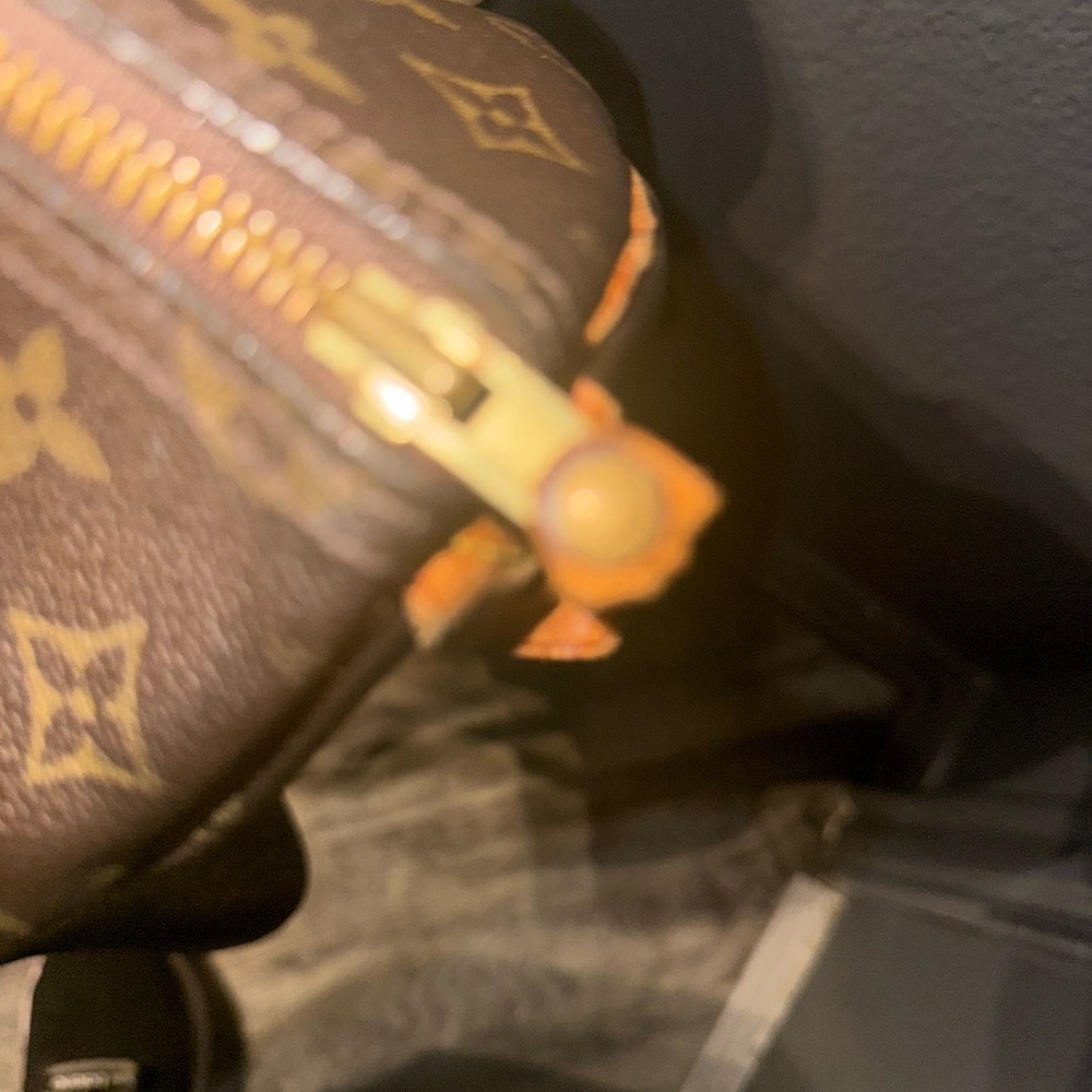 Louis Vuitton Brown Monogram Men's Bag - Picture 4 of 4